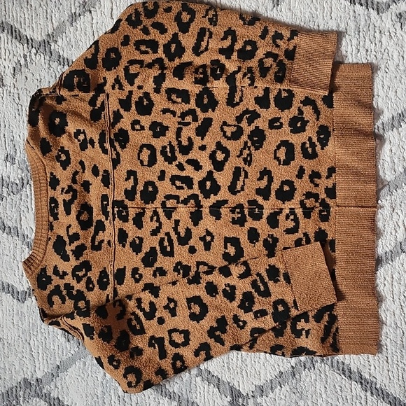 Sweater - Picture 2 of 2